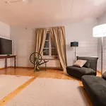 Riverside Villa *